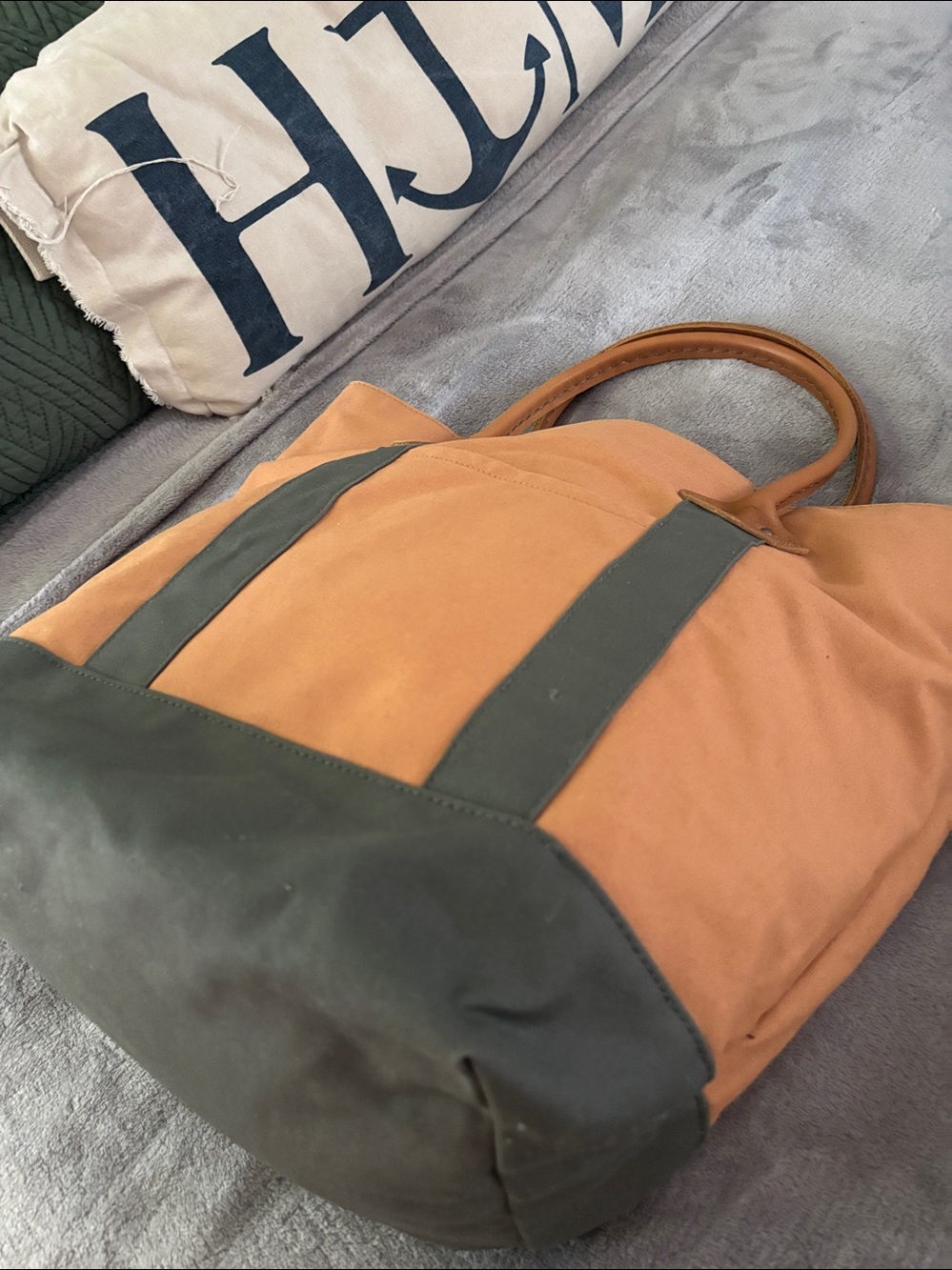 LL BEAN Boat & Tote Bag Full Grain Leather Handles vintage Khaki/Green - Picture 6 of 15